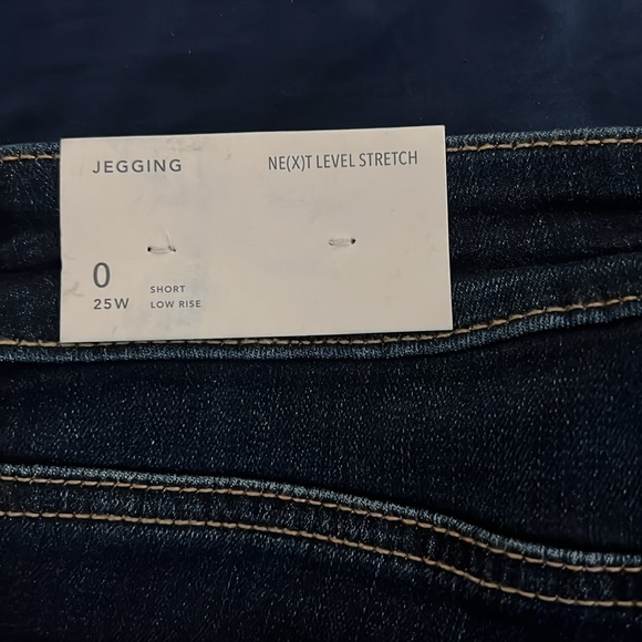 Size 0 short American Eagle Jegging Jeans - Picture 6 of 7